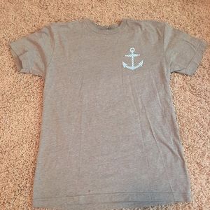 Soft gray t shirt with anchor design